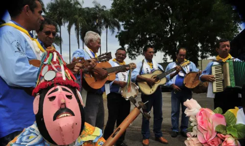 Imagem ilustrativa da imagem Folias celebram Dia de Reis pelo Brasil