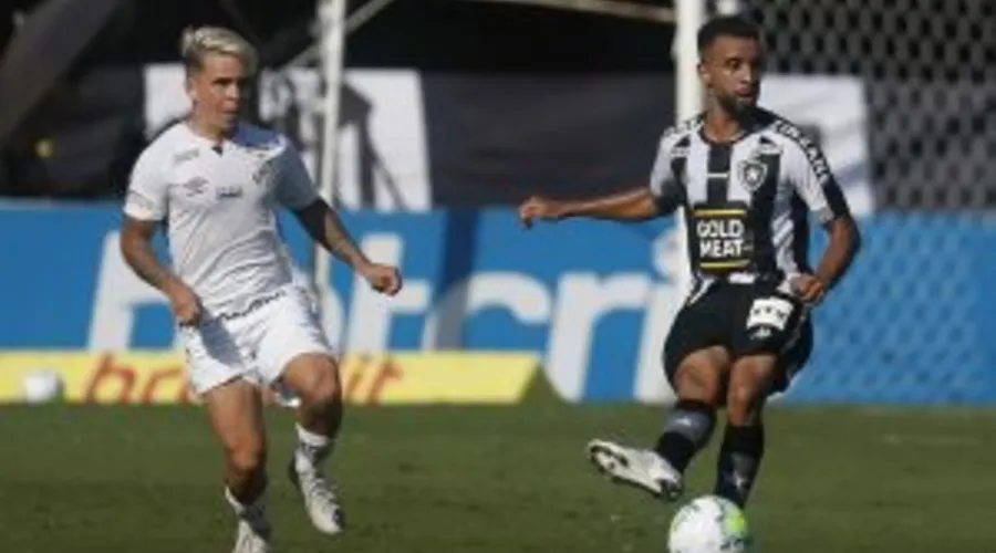 Imagem ilustrativa da imagem Botafogo divulga despedida emocionante de volante vendido ao exterior