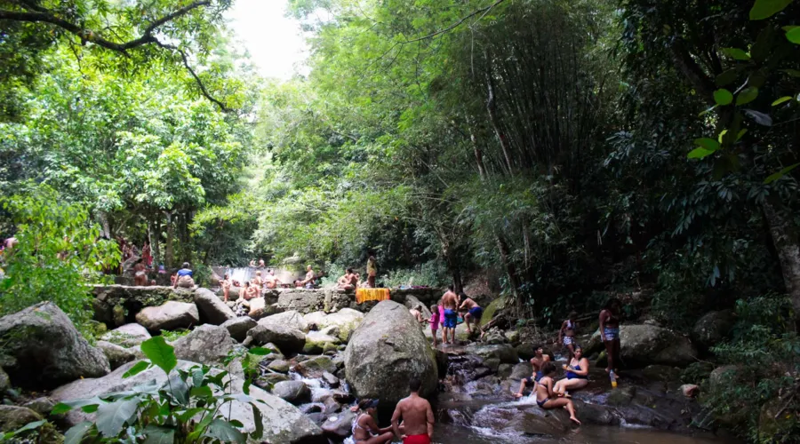 Imagem ilustrativa da imagem Cachoeira do Espraiado vira opção para fugir do calor em Maricá