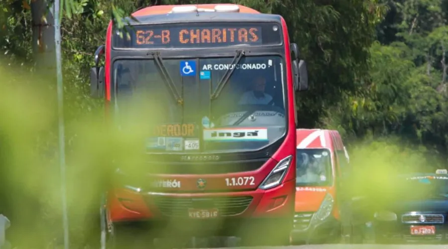 Imagem ilustrativa da imagem Empresa de ônibus de Niterói prestes a falir, denuncia sindicato