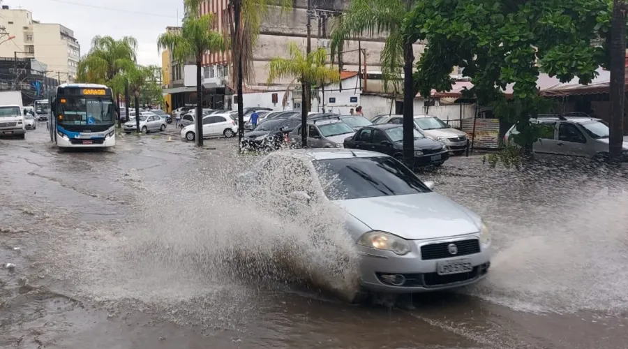 Imagem ilustrativa da imagem Chuva já atinge áreas de São Gonçalo e Niterói nesta sexta