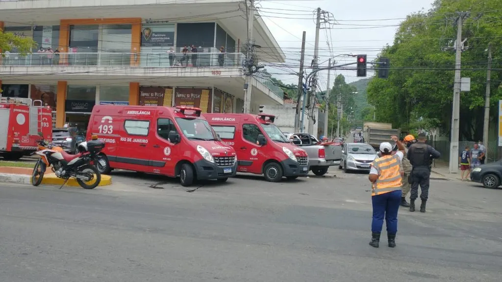 Imagem ilustrativa da imagem Vítima de acidente em Niterói segue internada em estado grave