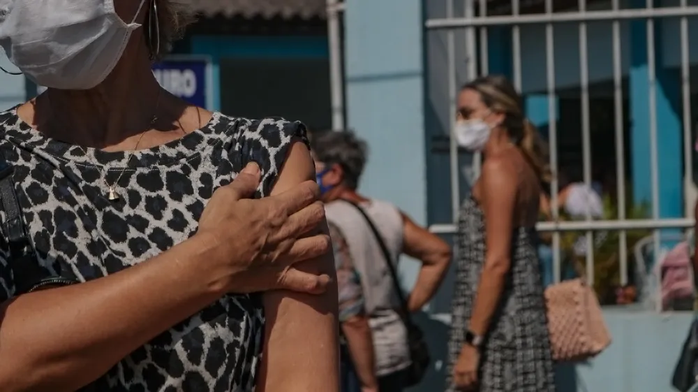 Imagem ilustrativa da imagem Vacinação nesta terça de carnaval em São Gonçalo