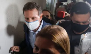 Imagem ilustrativa da imagem Crivella tem prisão domiciliar revogada pelo STF