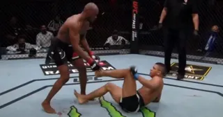 Imagem ilustrativa da imagem Não foi desta vez: brasileiro é nocauteado no UFC 258
