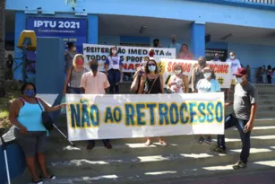 Imagem ilustrativa da imagem Profissionais da saúde demitidos protestam em São Gonçalo