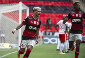 Imagem ilustrativa da imagem Flamengo economiza R$ 15 milhões com metas não cumpridas por jogadores