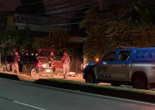 Imagem ilustrativa da imagem Dois presos com carro roubado em Niterói