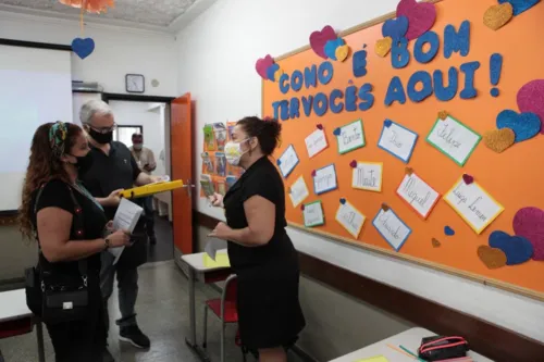 Imagem ilustrativa da imagem Protocolos sanitários são fiscalizados em escolas de Niterói