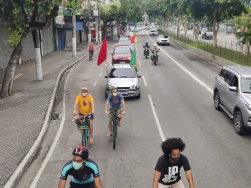 Imagem ilustrativa da imagem Carreata em defesa da vacina movimenta ruas de Niterói e São Gonçalo