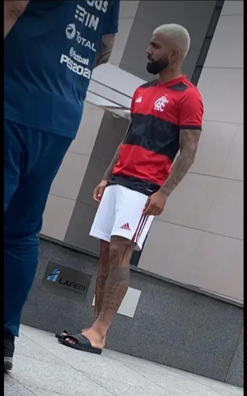 Imagem ilustrativa da imagem Suposta nova camisa do Flamengo vaza na web. Confira