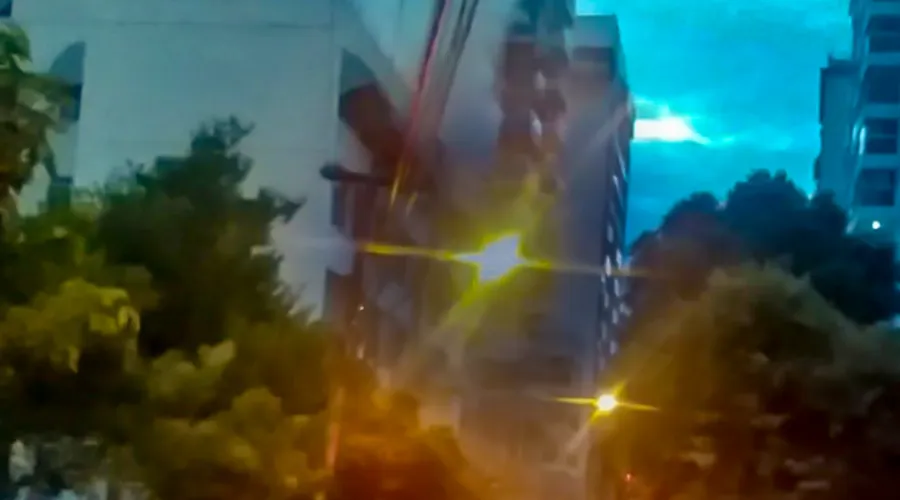 Imagem ilustrativa da imagem Incêndio atinge prédio na Zona Sul de Niterói