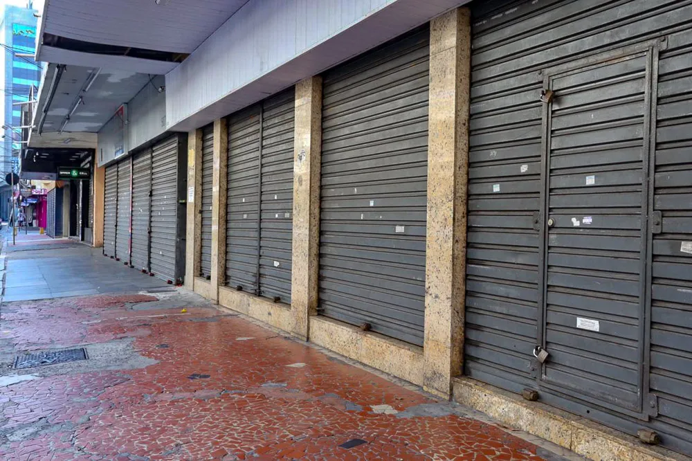 Imagem ilustrativa da imagem Lojistas alertam para 'quebra' de 80% de lojas e comércios de Niterói
