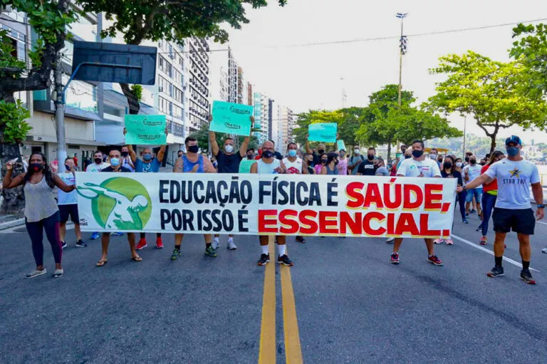 Imagem ilustrativa da imagem Manifestação para reabertura de academias em Niterói