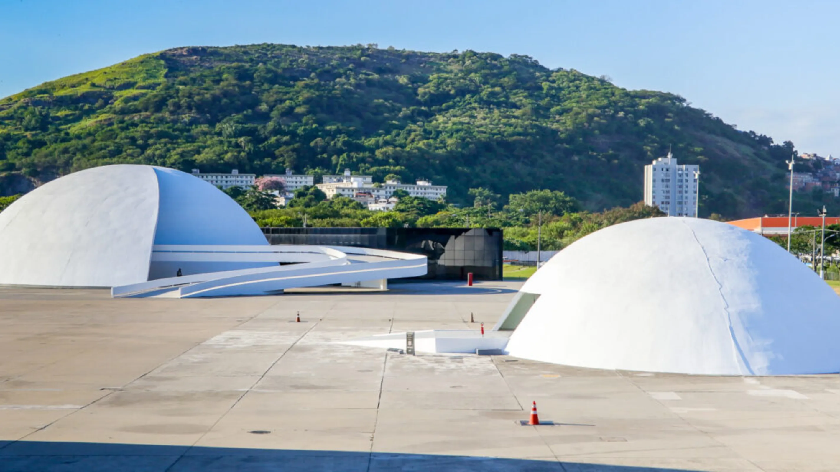 Imagem ilustrativa da imagem Caminho Niemeyer fechado para manutenção em Niterói