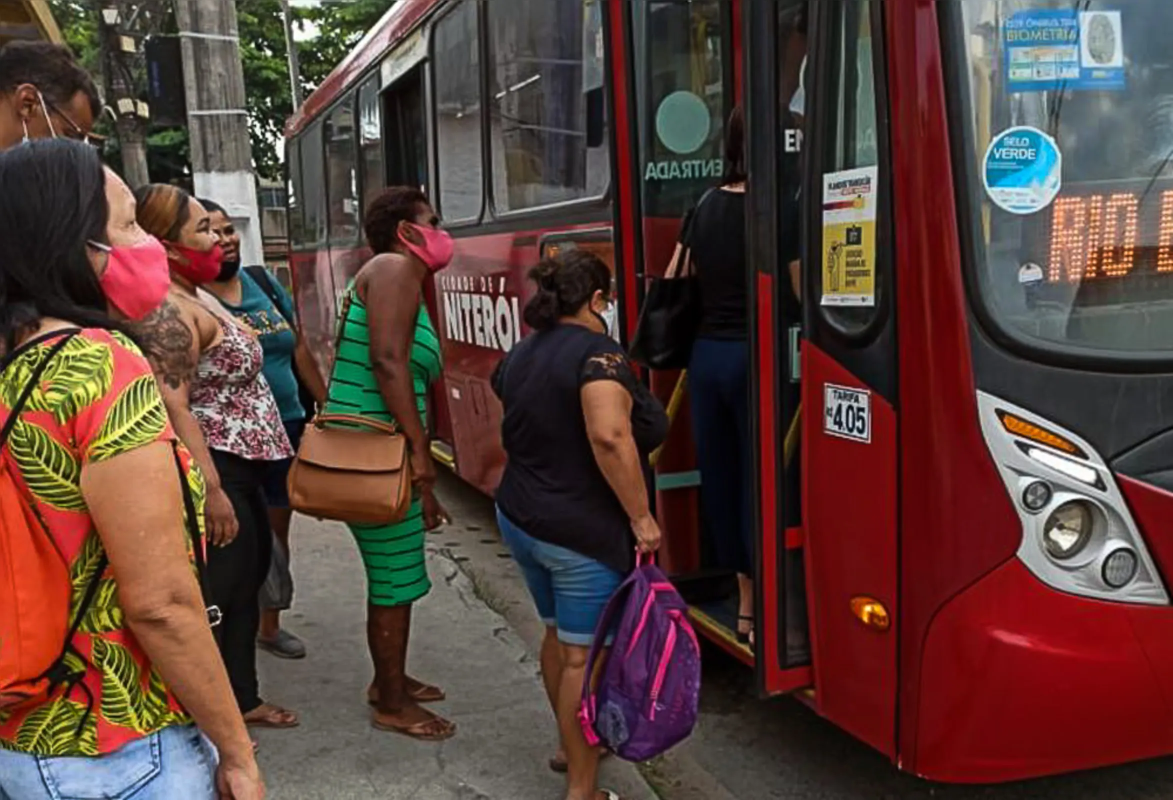 Imagem ilustrativa da imagem O que aconteceu com a circulação dos ônibus em Niterói?
