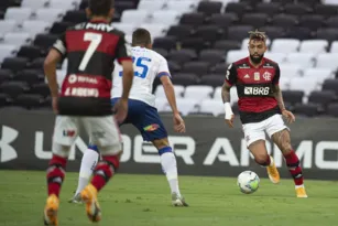 Imagem ilustrativa da imagem Gabigol pode pegar até 12 jogos de suspensão