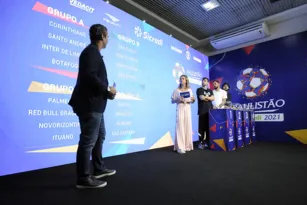 Imagem ilustrativa da imagem Cantor grava vídeo logo após levar três tiros em São Gonçalo