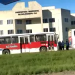 Imagem ilustrativa da imagem Motoristas de ônibus protestam após demissão em massa em Rio Bonito