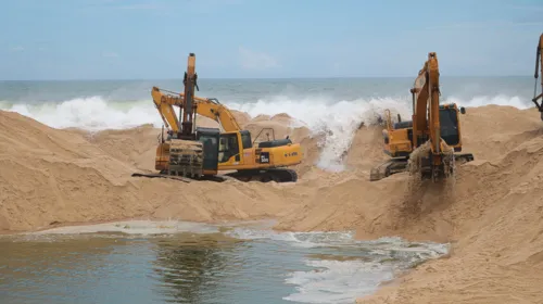 Imagem ilustrativa da imagem Serviços no Canal da Barra de Maricá devem terminar em até dez dias