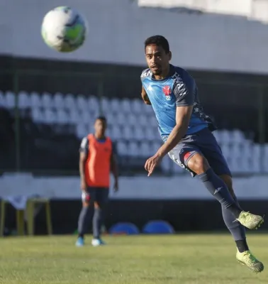 Imagem ilustrativa da imagem Vasco reavalia elenco e libera jogadores de reapresentação