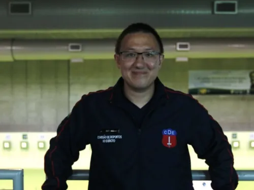Felipe Wu, medalhista do tiro esportivo nos Jogos Rio 2016, participa da celebração do centenário da primeira medalha de ouro olímpica do Brasil