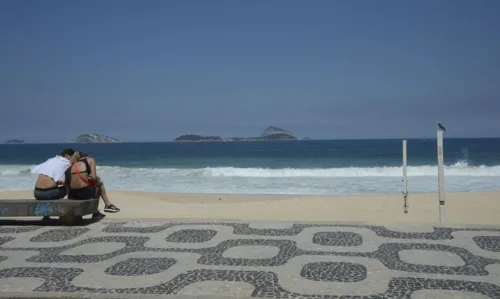 Praia de Ipanema, na zona sul da cidade.Rio fica com as praias vazias neste sábado(20), após decreto com restrições para evitar o avanço da Covid-19.