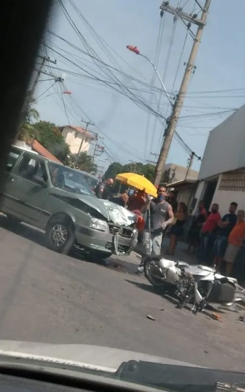 Imagem ilustrativa da imagem Acidente deixa motociclista gravemente ferido no Caxito em Maricá
