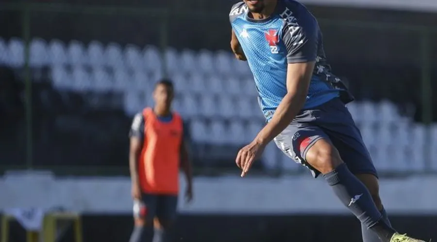 Imagem ilustrativa da imagem Vasco reavalia elenco e libera jogadores de reapresentação