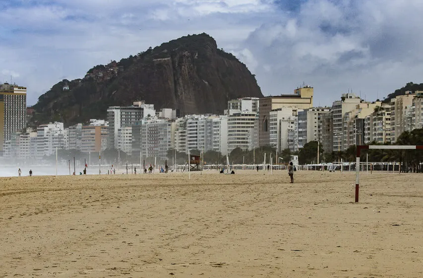 Imagem ilustrativa da imagem Praia de Copacabana irá receber ato em memória das vítimas da Covid-19