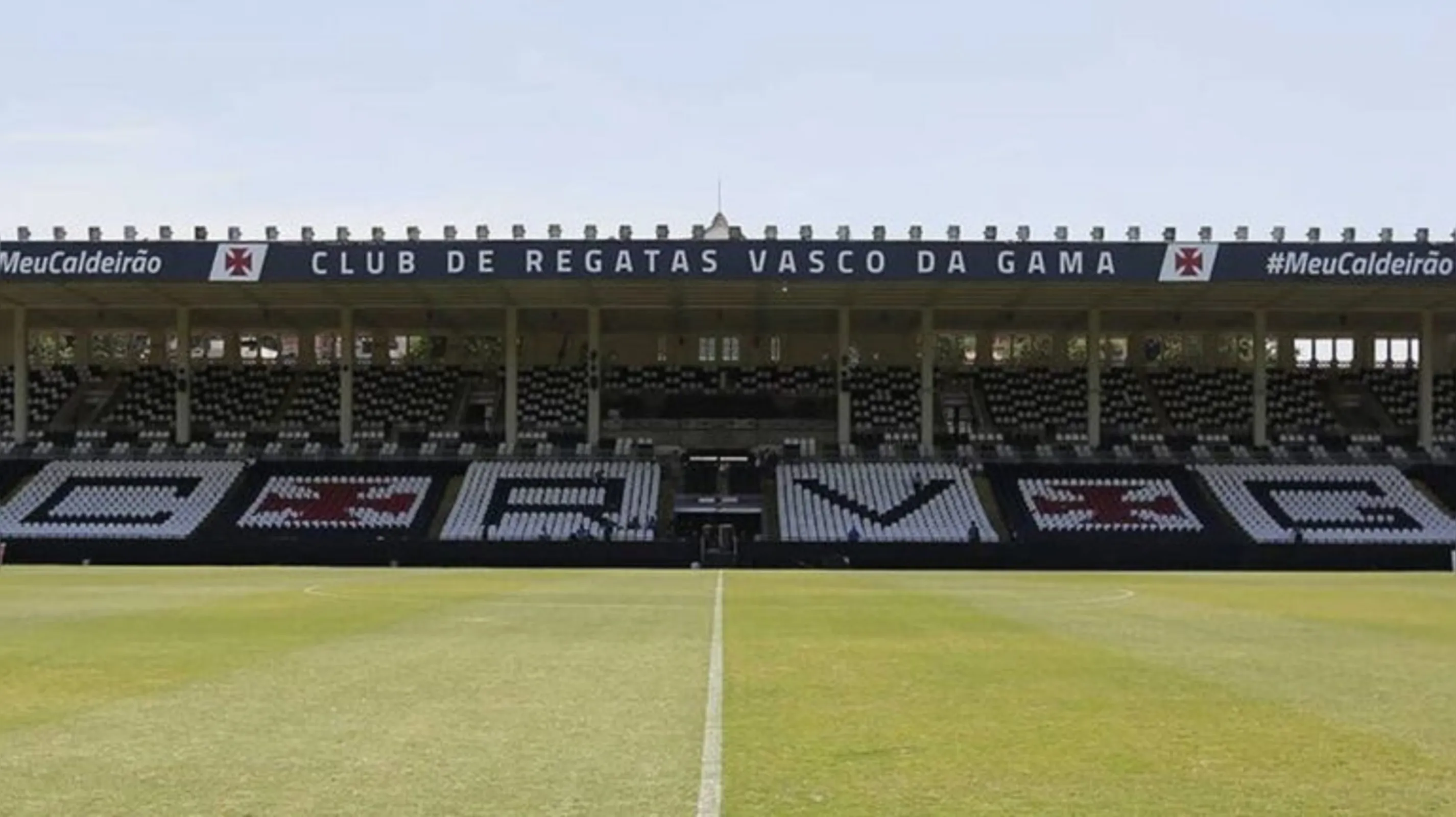 Imagem ilustrativa da imagem Torcida do Botafogo esgota ingressos para o clássico contra o Vasco pela Série B