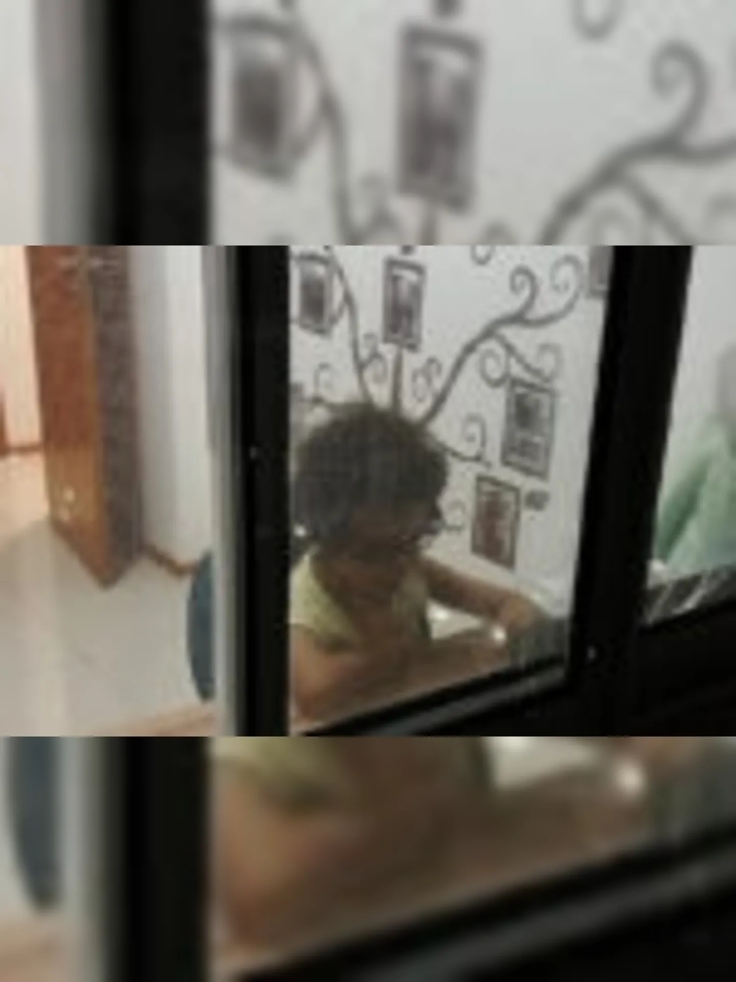 Imagem ilustrativa da imagem 'Meu filho foi excluído', mãe acusa escola de preconceito em Niterói