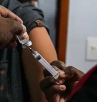 Imagem ilustrativa da imagem Maricá retoma vacinação na segunda