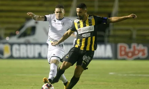 Navarro.Volta Redonda X Botafogo pelo Campeonato Carioca no Estadio Raulino de Oliveira. 10 de Abril de 2021, Volta Redonda, RJ, Brasil. Foto: Vitor Silva/Botafogo. 
Imagem protegida pela Lei do Direito Autoral Nº 9.610, DE 19 DE FEVEREIRO DE 1998. Sendo proibido qualquer uso comercial, remunerado e manipulacao/alteracao da obra.