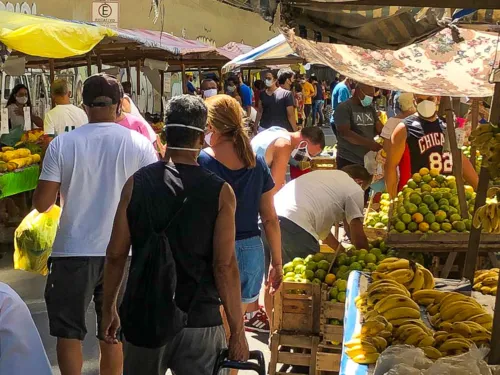 Imagem ilustrativa da imagem Dia de feira cheia em Niterói