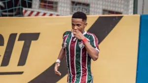 Imagem ilustrativa da imagem Manchester City confirma acerto com o Fluminense por Kayky