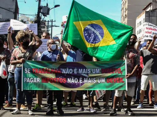 Imagem ilustrativa da imagem Manifestação fecha trânsito na Zona Sul de Niterói