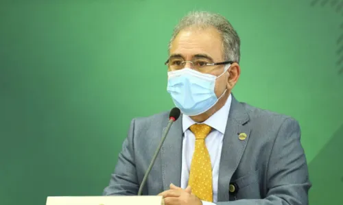 O ministro da Saúde, Marcelo Queiroga, durante declaração após reunião do Comitê de Coordenação Nacional para Enfrentamento da Pandemia da Covid-19, no Palácio do Planalto.