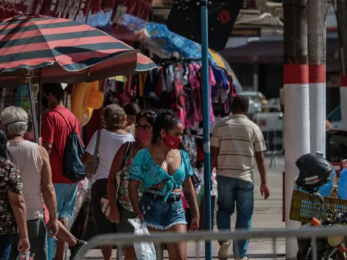 Imagem ilustrativa da imagem Juiz derruba passaporte da vacina em Maricá e libera não vacinados