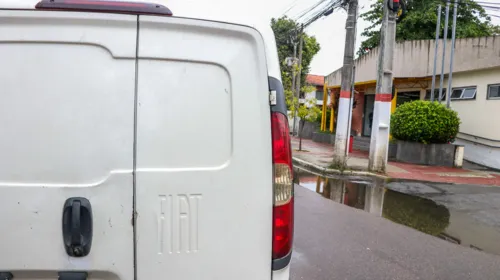 Imagem ilustrativa da imagem Motorista é rendido e obrigado a trabalhar para criminosos em Maricá