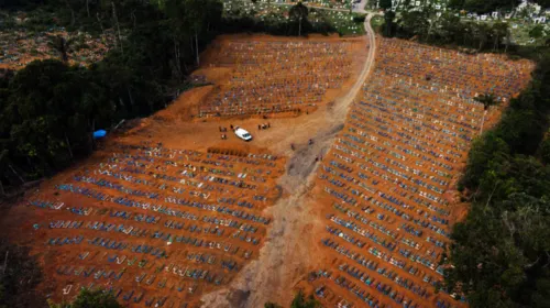 Manaus AM 30 12 2020-Cemitério público de Manaus, Nossa Senhora Aparecida, localizado no bairro Tarumã (Foto: Bruno Kelly/Amazônia Real)