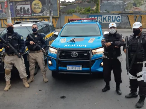 Imagem ilustrativa da imagem Preso com arma e carro roubado na RJ-106, em São Gonçalo