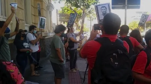 Imagem ilustrativa da imagem Ato em memória de vítimas da ditadura é realizado no Centro de Niterói