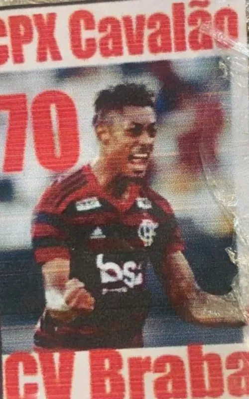 Imagem ilustrativa da imagem Craque do Flamengo estampado em drogas vendidas na Zona Sul de Niterói