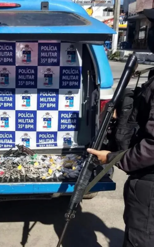 Imagem ilustrativa da imagem Apreendido com revólver e granada em Itaboraí