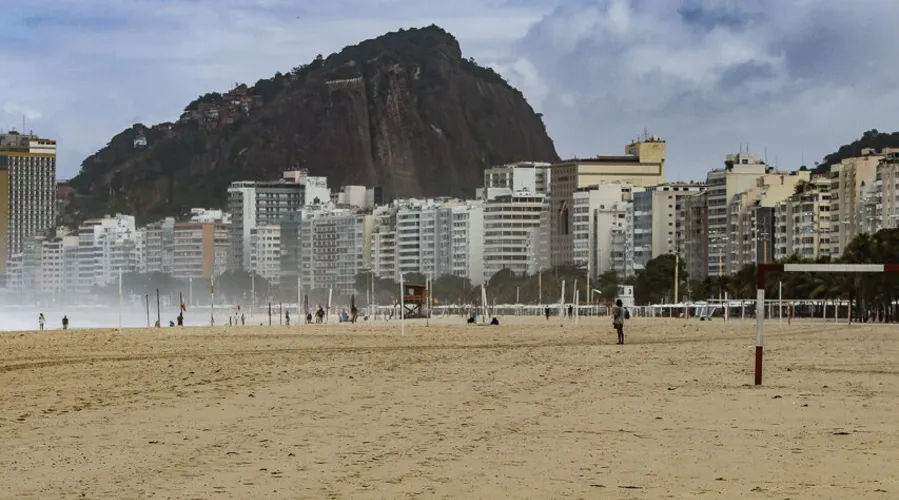 Imagem ilustrativa da imagem Praia de Copacabana irá receber ato em memória das vítimas da Covid-19