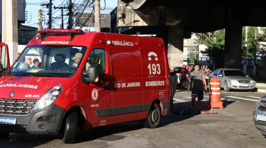 Imagem ilustrativa da imagem Morador de rua é atropelado por ônibus na Alameda em Niterói