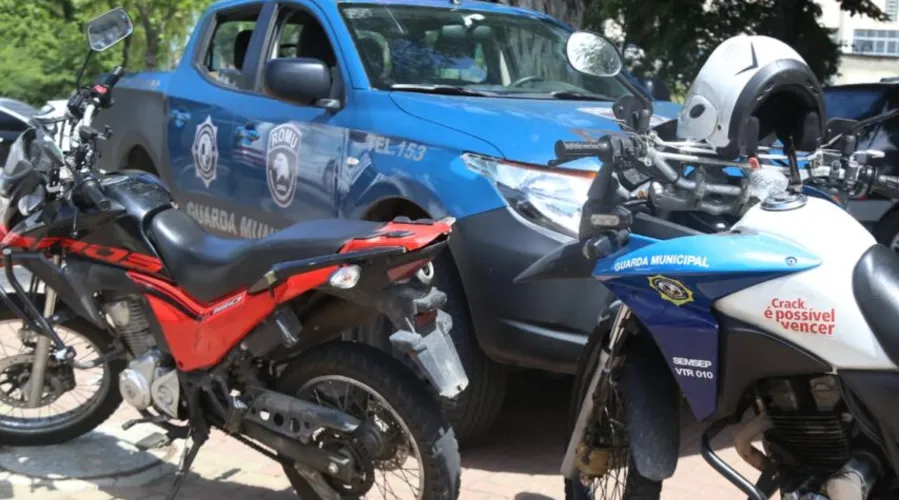 Imagem ilustrativa da imagem Após ser flagrado com moto roubada entregador é preso em São Gonçalo