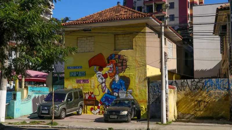 Imagem ilustrativa da imagem Dona Hermínia de Paulo Gustavo vira painel artístico na Zona Sul de Niterói