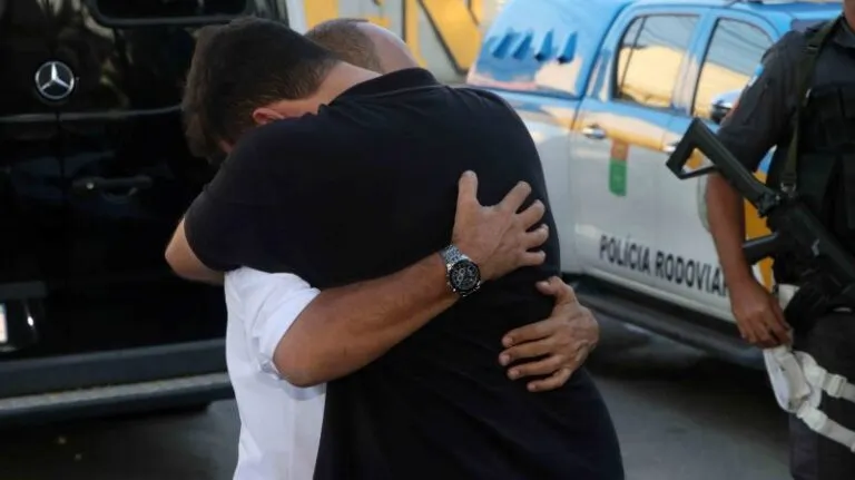 Imagem ilustrativa da imagem As horas de terror e o reencontro das vítimas do sequestro em São Gonçalo